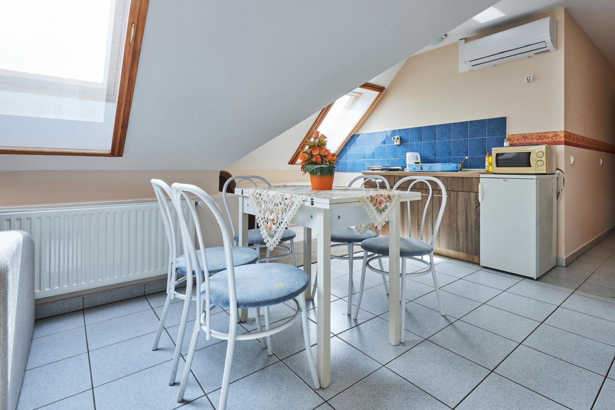 ADA Apartmanház Hajdúszoboszló Exterior foto