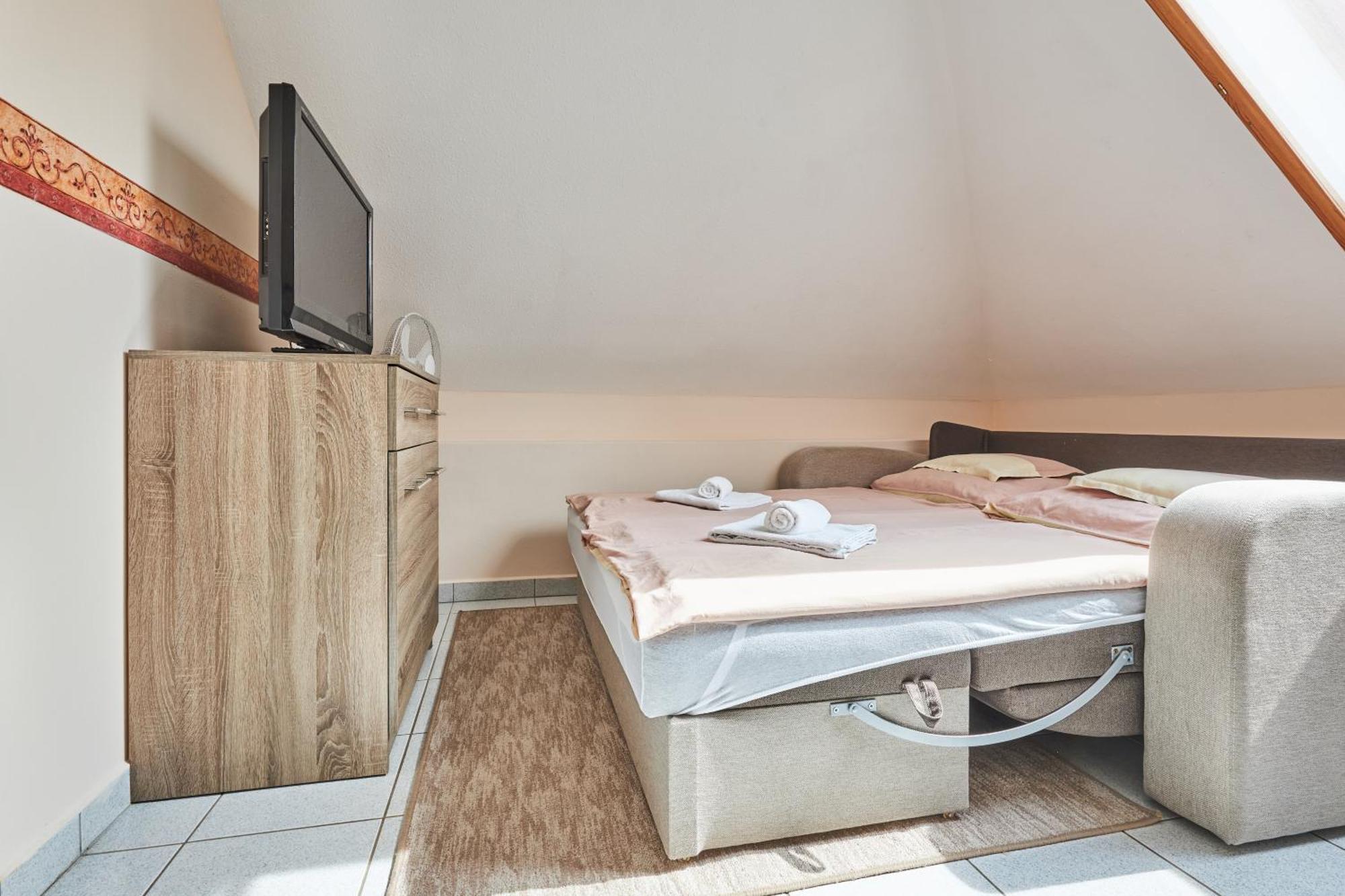 ADA Apartmanház Hajdúszoboszló Exterior foto